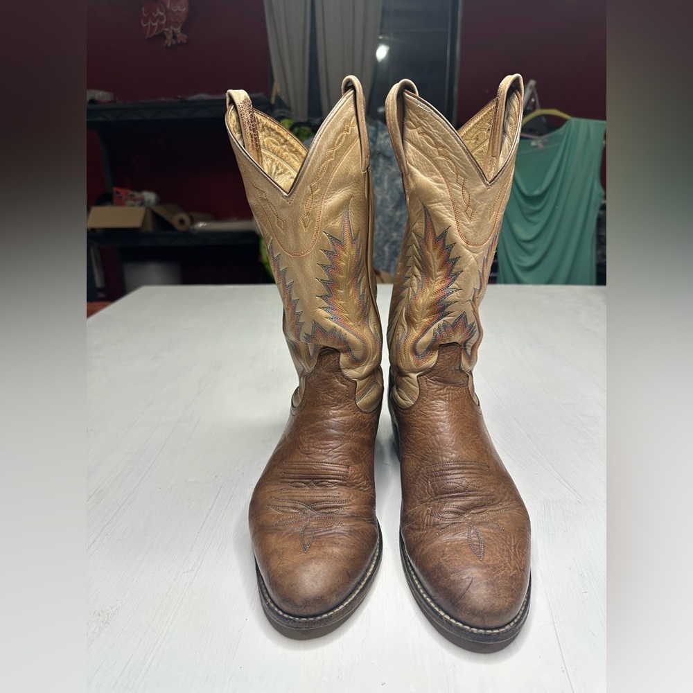 Tony Lama Boots Men's 9 D Brown Leather Rainbow Stitching Aztec Western 6186 Vtg - Picture 2 of 11